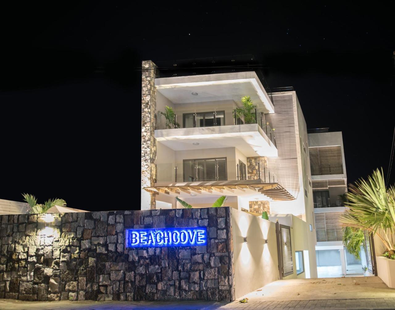 Beachcove No 6 Гранд Байе Екстериор снимка
