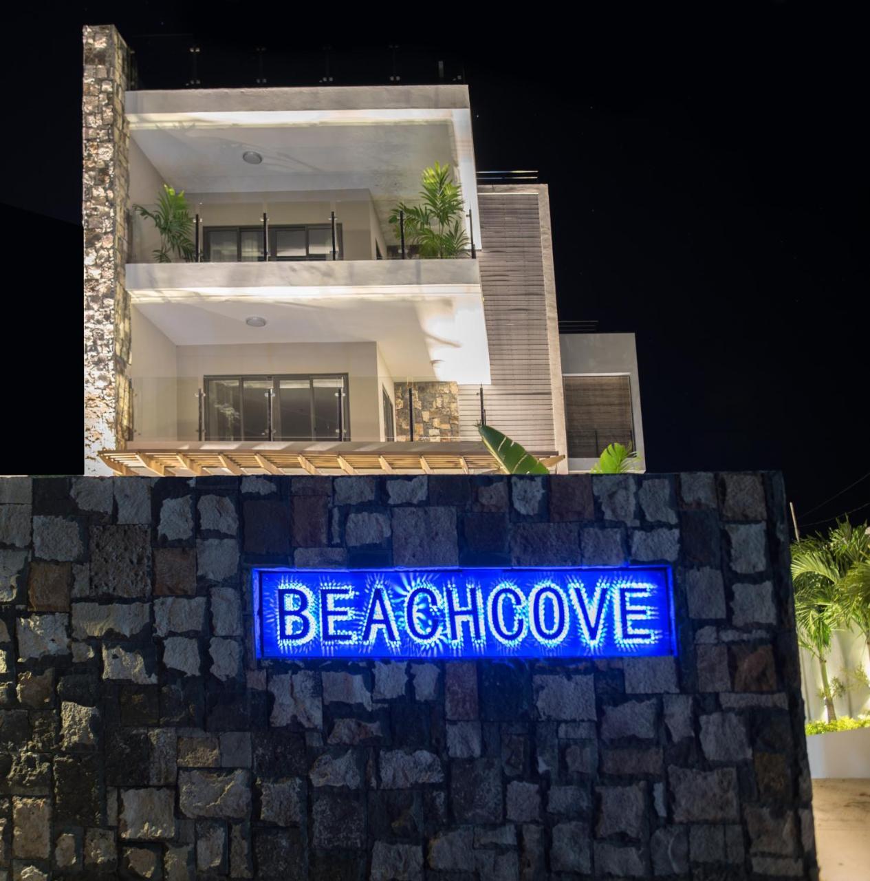 Beachcove No 6 Гранд Байе Екстериор снимка